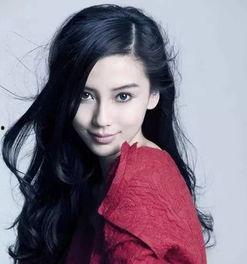 明星网红款式英文时钟,Embracing Celebrity-Inspired Fashion: A Glimpse into the Trendy Timepieces of Influencers