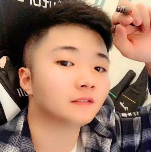 疫情明星网红还是赚钱,财富盛宴还是风险挑战？