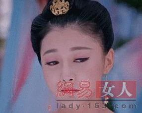 明星网红翻白眼,明星效应引发热议