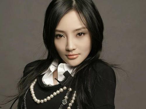 明星网红塌方瞬间视频,明星网红塌方瞬间视频揭秘