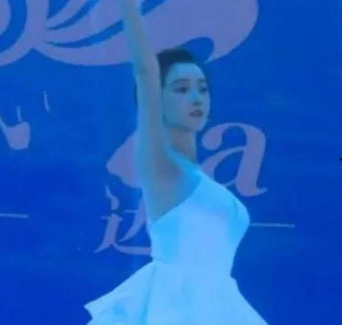 看到明星网红会自卑,探寻自我价值的觉醒之路