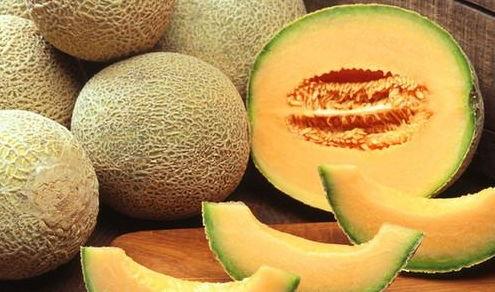 吃哈密瓜脸会黑嘛,哈密瓜食用与肤色变化的关系探讨