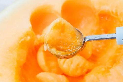 民勤沙漠蜜瓜热门视频,沙漠中的甜蜜奇迹，视频揭秘种植奥秘