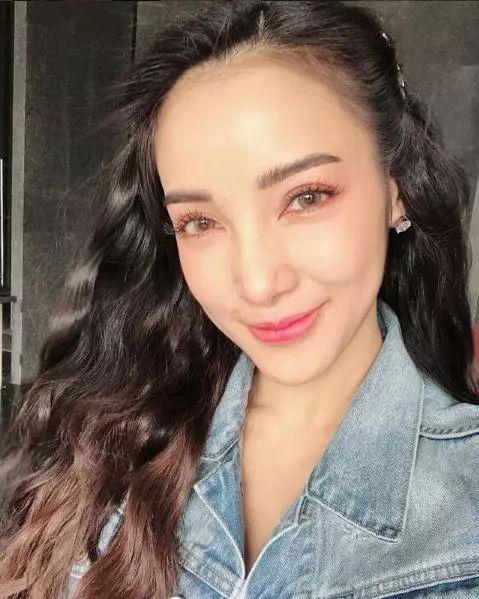 女明星网红怀孕视频,女明星甜蜜孕期生活大揭秘