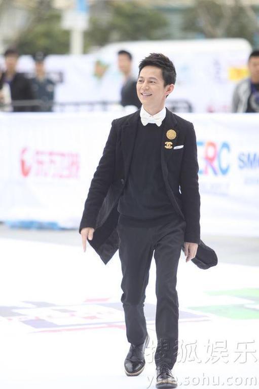 明星网红同台孙楠照片,跨界合作引关注