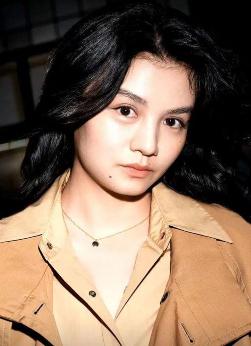 今日大瓜明星播报最新,明星播报揭秘娱乐圈最新热点事件