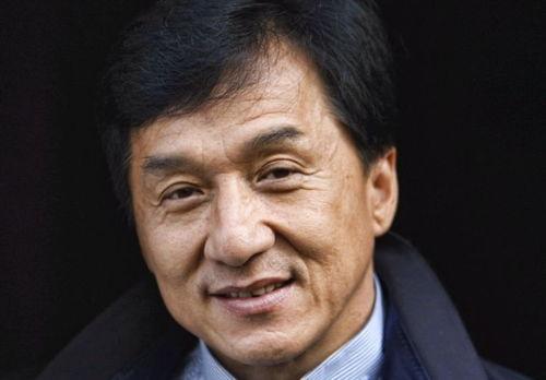 娱乐圈成龙吃瓜事件真相