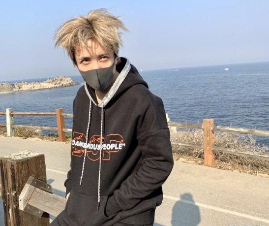 2017娱乐圈吃瓜薛之谦,薛之谦“吃瓜”事件再掀波澜