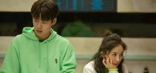 杨幂吃瓜爆料两个版本,两版真相大揭秘！